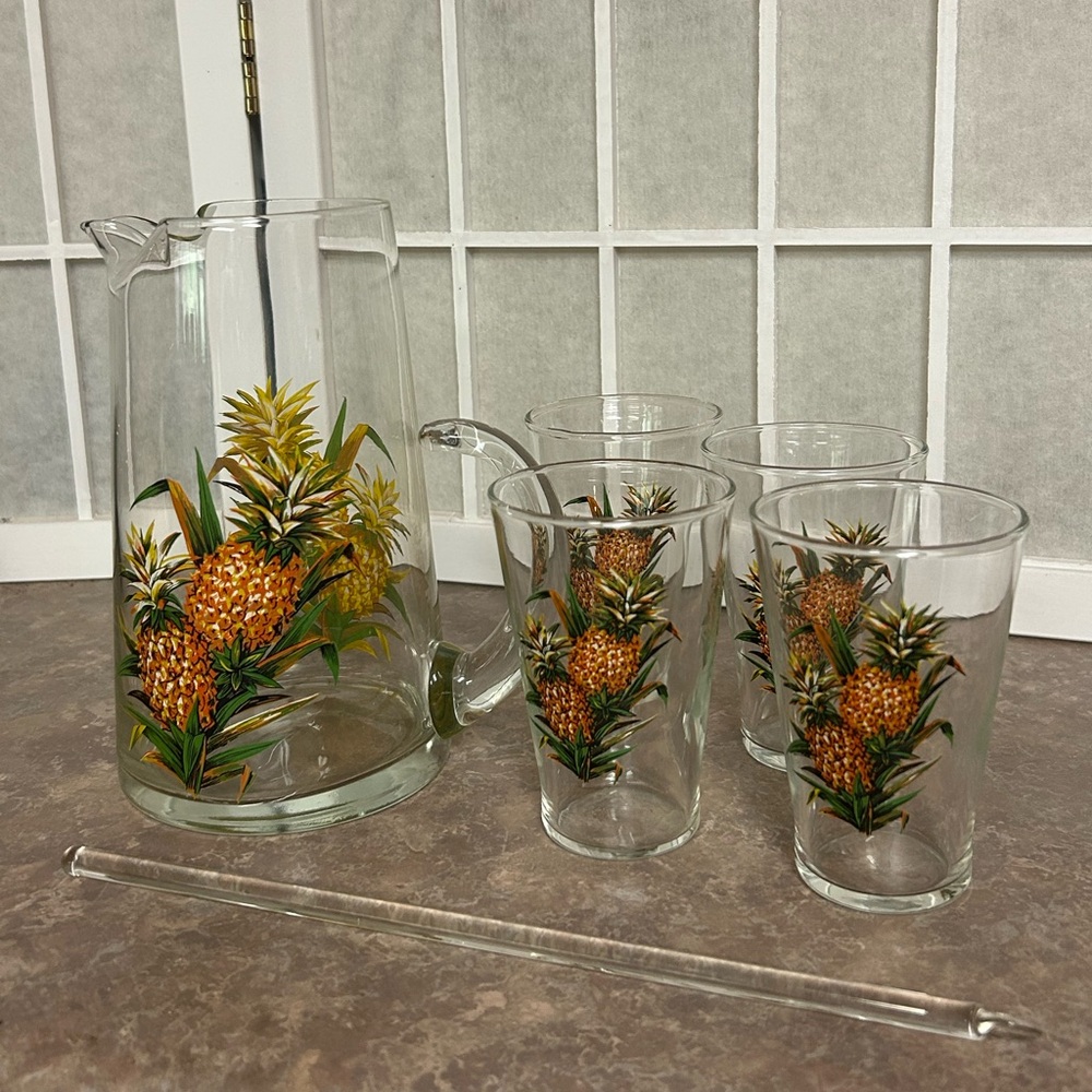 MCM Glass Pineapple Bar Set - Picture 10 of 11